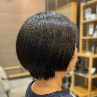 ショート カット 🌸 飯野 舞桜のヘアスタイル