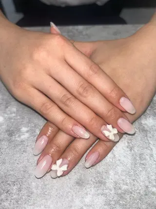 ネイル Naru Kelinailのネイルデザイン