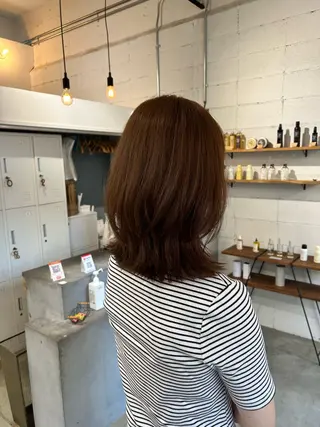 ミディアム カラー 1回で綺麗になる 髪質改善 小山光のヘアスタイル