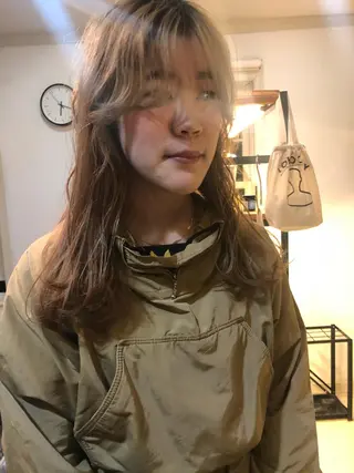 ロング NOUN所属・eri kinjoのヘアスタイル