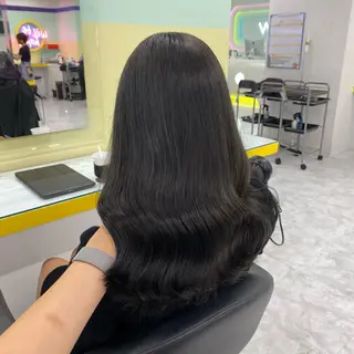 セミロング カラー ヘアアレンジ mai🍑暖色カラー /レイヤー💖のヘアスタイル