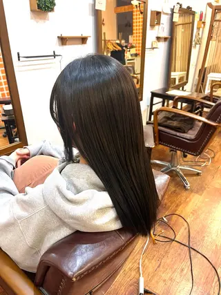 セミロング カラー ヘアアレンジ 中津川 愛恵のヘアスタイル