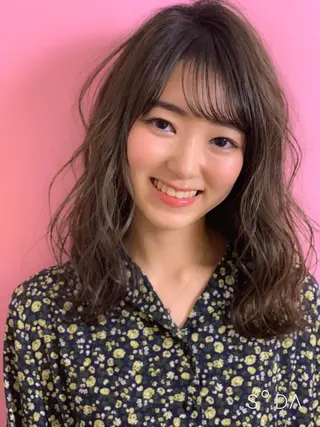 ミディアム カラー パーマ 篠塚 純のヘアスタイル
