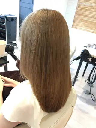 セミロング カラー 金子 富士のヘアスタイル