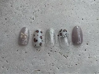 ネイル 【ANEMONA】 NIHOの眉毛・アイブロウイメージ