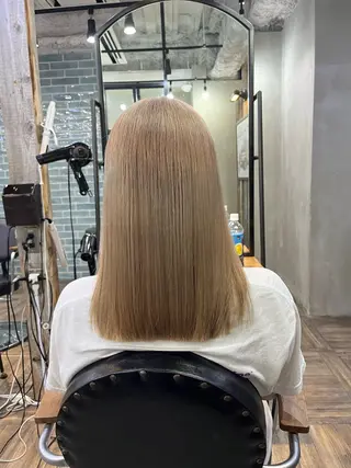 ミディアム カラー 村本 優依のヘアスタイル