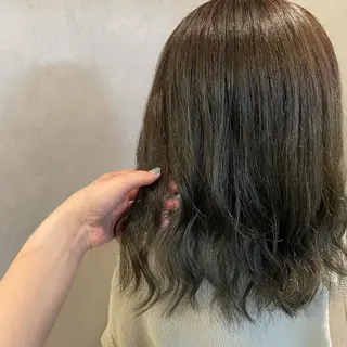 ミディアム カラー 🍮中山詩乃🍮顔 まわりデザイン◎のヘアスタイル
