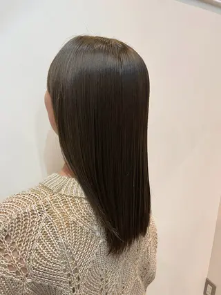 セミロング ひらち まいののヘアスタイル