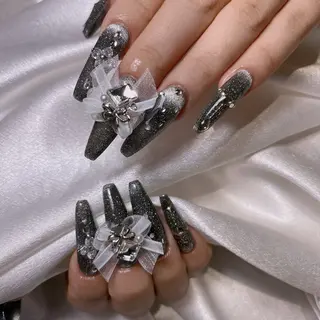 ネイル 長さ出し専門店 RIRIのネイルデザイン