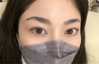 ネイル マツエク・マツパ アイブロウ Nail&eye Belire 新宿のネイルデザイン