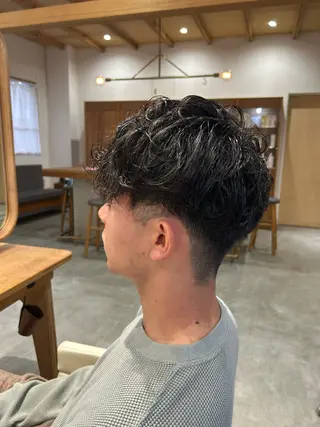 ショート パーマ メンズ 佐藤 悠生 メンズパーマ.カットのヘアスタイル