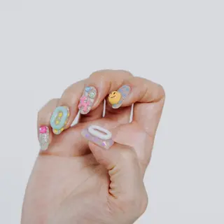 ネイル elu :nail&eyeのネイルデザイン
