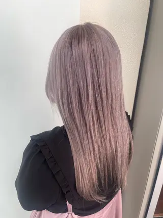 ロング カラー 岩谷/ブリーチ 🪽透明感カラーのヘアスタイル