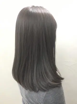 ショート カラー 代表　土屋ヒロユキ ショートカットのヘアスタイル