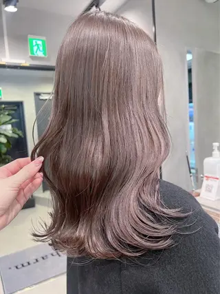 ロング カラー 銀座レイヤーカット ×シースルー前髪のヘアスタイル