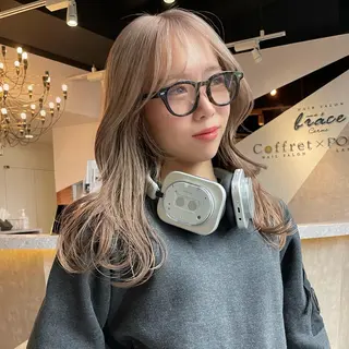 ロング カラー 透明感/ベージュ/ 艶髪/ボブ🫧門脇由のヘアスタイル