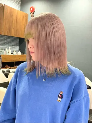 ミディアム カラー 市川 澪のヘアスタイル