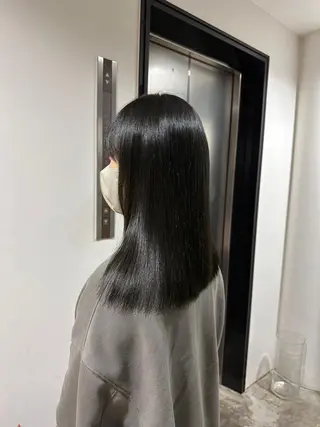 セミロング カラー 透明感カラー/顔周り レイヤー/髪質改善のヘアスタイル