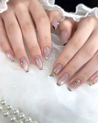 ネイル Feliz Saitoのマツエク・マツパデザイン