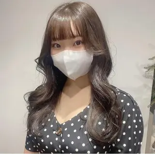 ロング カラー ヘアアレンジ 新宿⌇韓国風ヘア ⌇透明感カラーのヘアスタイル