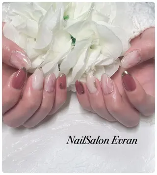 ネイル Nail salon Evranのネイルデザイン