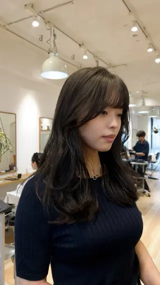 セミロング カラー じゅわっと暖色カラー 🍊Moemiのヘアスタイル