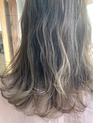 カラー 本場韓国ヘア特化 아이비/Aibiのヘアスタイル