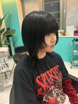 ミディアム Misaki/ レイヤー/ウルフのヘアスタイル