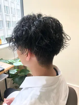 ショート カラー パーマ メンズ 関西センターパート メンズモデル募集のヘアスタイル
