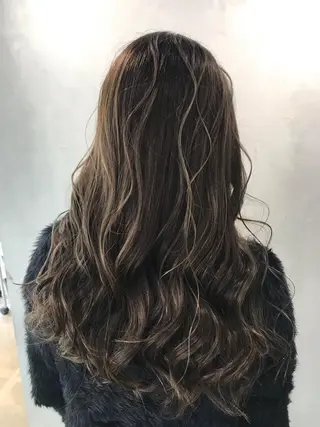 ロング カラー 江畑 匠 新宿三丁目 徒歩30秒⭐️のヘアスタイル