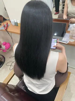 ロング 鈴木 梨瑚のヘアスタイル