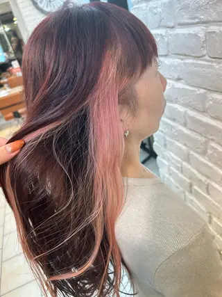 ロング カラー M.SLASH SHINYURIGAOKA所属・小松 美璃のヘアスタイル