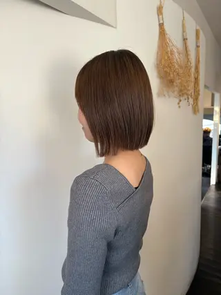 ミディアム 佐伯 真奈のヘアスタイル