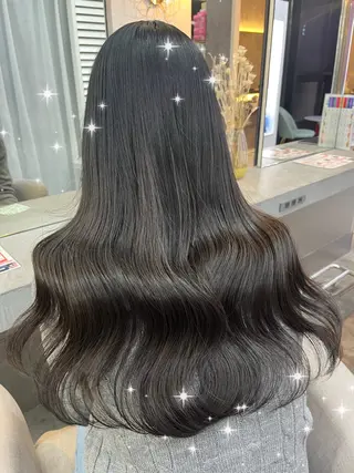 ロング 【E'ss】 村 灯梨のヘアスタイル