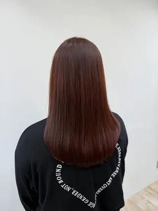 セミロング カラー パーマ カットパーマ3000 円/水曜日モデルのヘアスタイル
