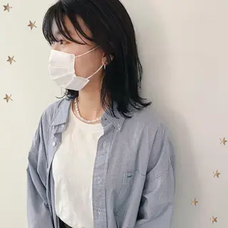 ミディアム カラー 市川 千夏のヘアスタイル