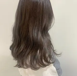 カラー 山口 莉奈のヘアスタイル
