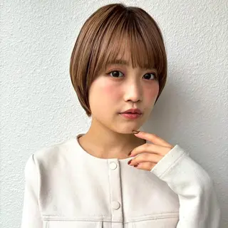 ショート 透明感カラー✨ よしの じろうのヘアスタイル