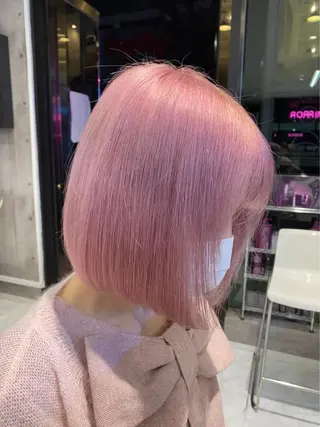 ミディアム カラー ヘアアレンジ 🩶【推しハイトーン 】yuzu🩶のヘアスタイル
