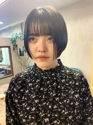 ショート デザインカラー/ボブ ブリーチカラー/ユリのヘアスタイル