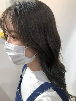 ミディアム カラー 🫧tomoka 透明感カラー🫧のヘアスタイル