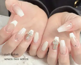 ネイル 727 nailのネイルデザイン