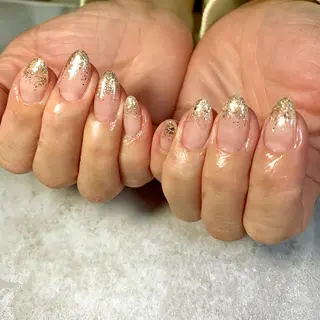 ネイル Tiara♛ティアラ 山口くるみのネイルデザイン