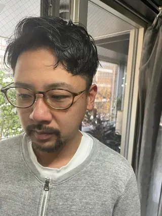 ショート パーマ メンズ 山本 雅由のヘアスタイル