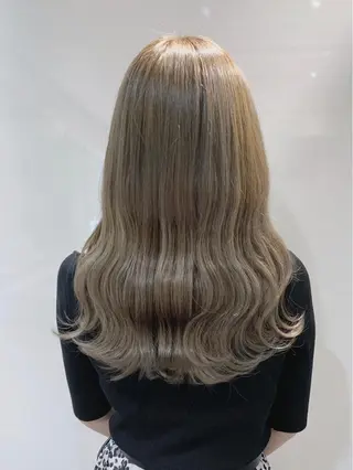 ミディアム カラー ヘアアレンジ 柔らか垢抜けｶﾗｰと ｶｯﾄ🫧ASUKAのヘアスタイル
