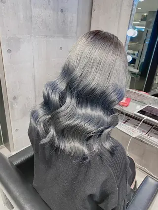 セミロング カラー 【毎朝セット3分】 メンズパーマ　真人のヘアスタイル