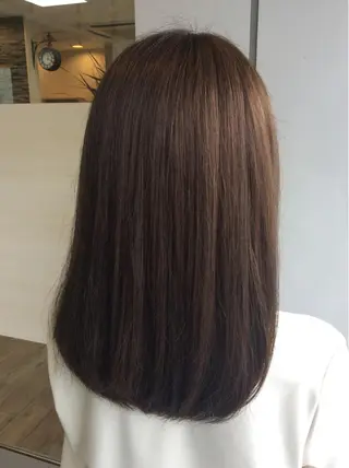 セミロング カラー 佐藤 匠のヘアスタイル