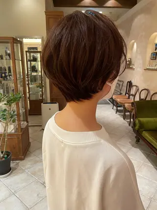 ショート ボブ ホノカのヘアスタイル