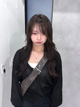 ロング カラー 心愛/天神/レイヤー /透明感カラー/艶髪のヘアスタイル