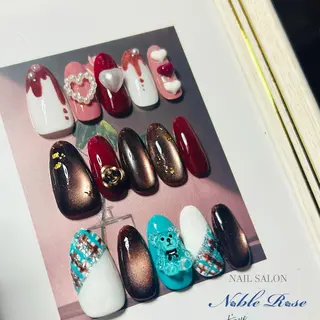 ネイル Noble Rose🥀のネイルデザイン